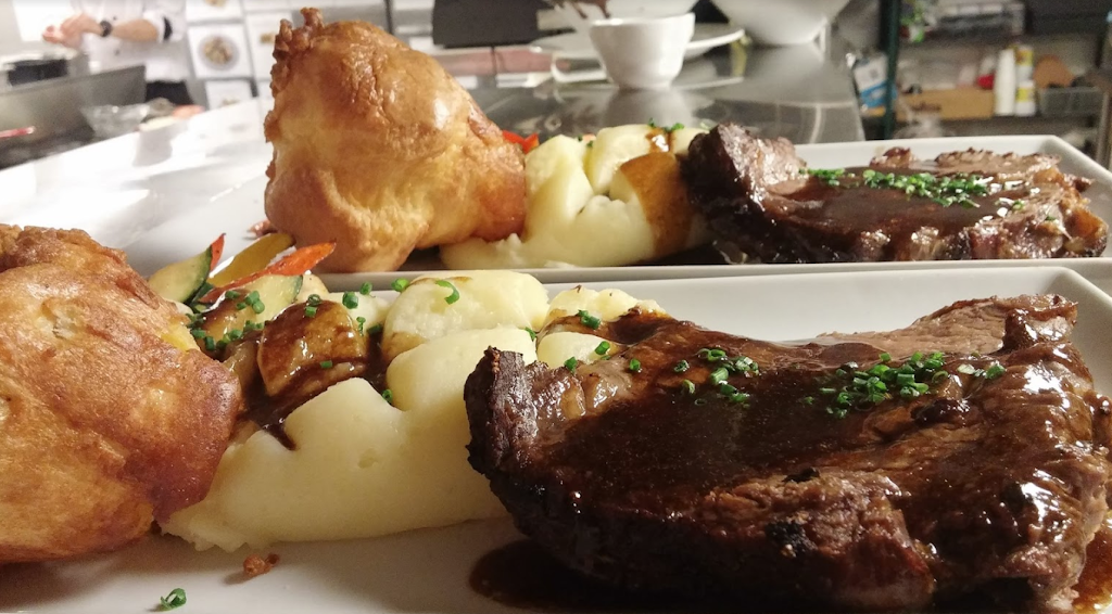 Pacific Prime Restaurant at The Beach Club Resort | 181 Beachside Dr, Parksville, BC V9P 2H5, Canada | Phone: (250) 947-2109