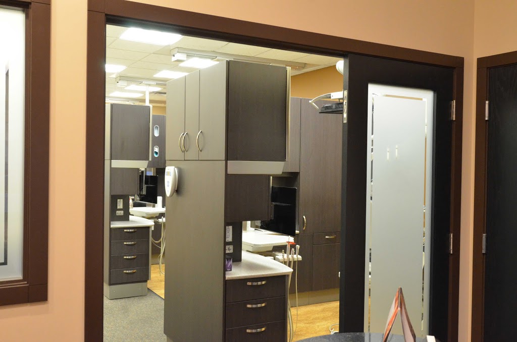 Kingsview Dental, Airdrie | Kingsview Market, 1800 Market St #111, Airdrie, AB T4A 0K9, Canada | Phone: (403) 980-7720