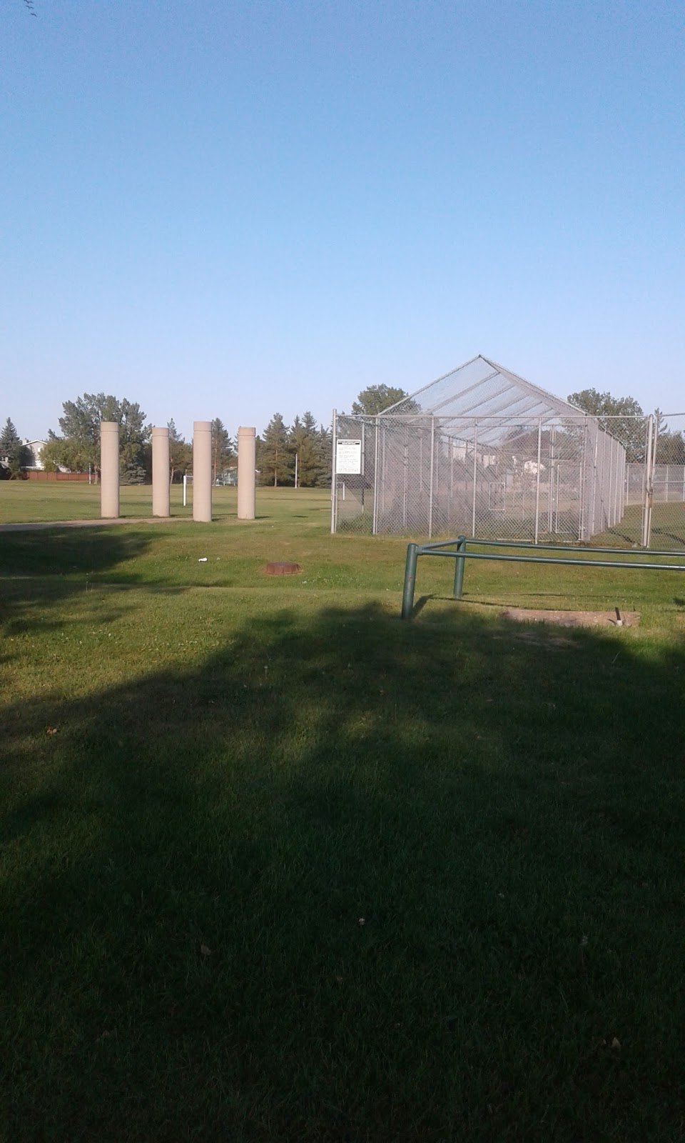 Lago Lindo Community League | 17123 95 St, Edmonton, AB T5Z 1Z9, Canada | Phone: (780) 457-0574