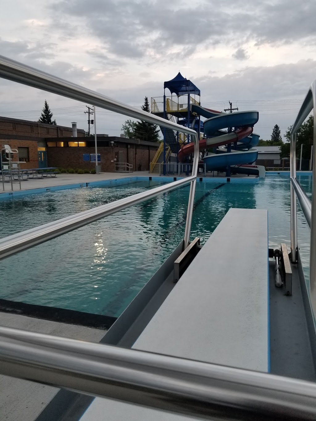 Transcona Aquatic Park | 1101 Wabasha St, Winnipeg, MB R2C 0P3, Canada | Phone: (877) 311-4974