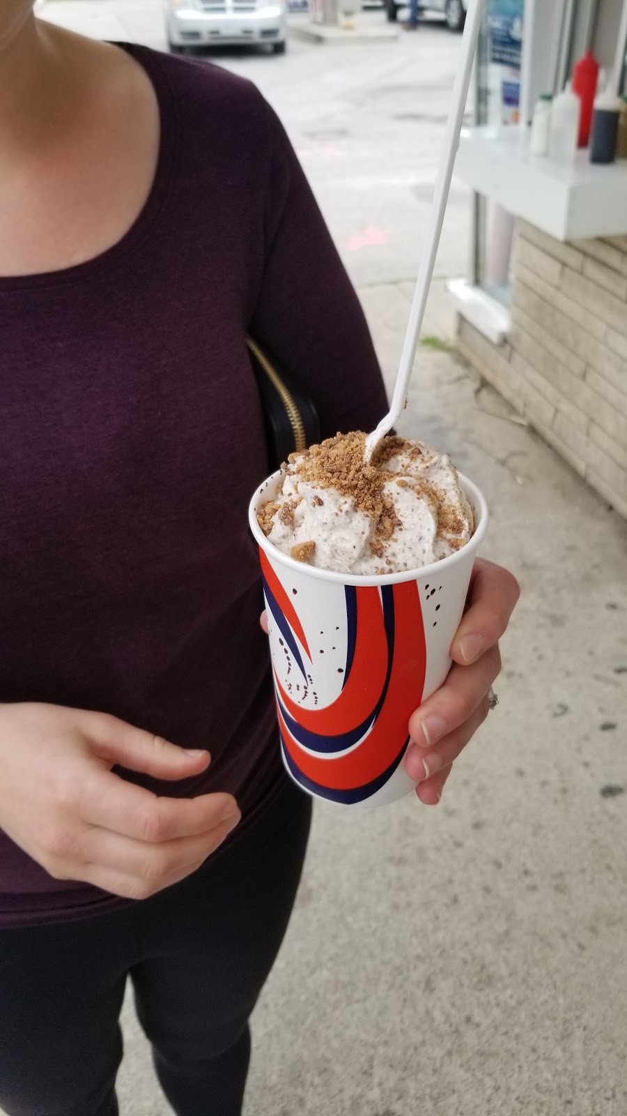 Frosty Freeze | 498 Berford St, Wiarton, ON N0H 2T0, Canada | Phone: (519) 534-5613