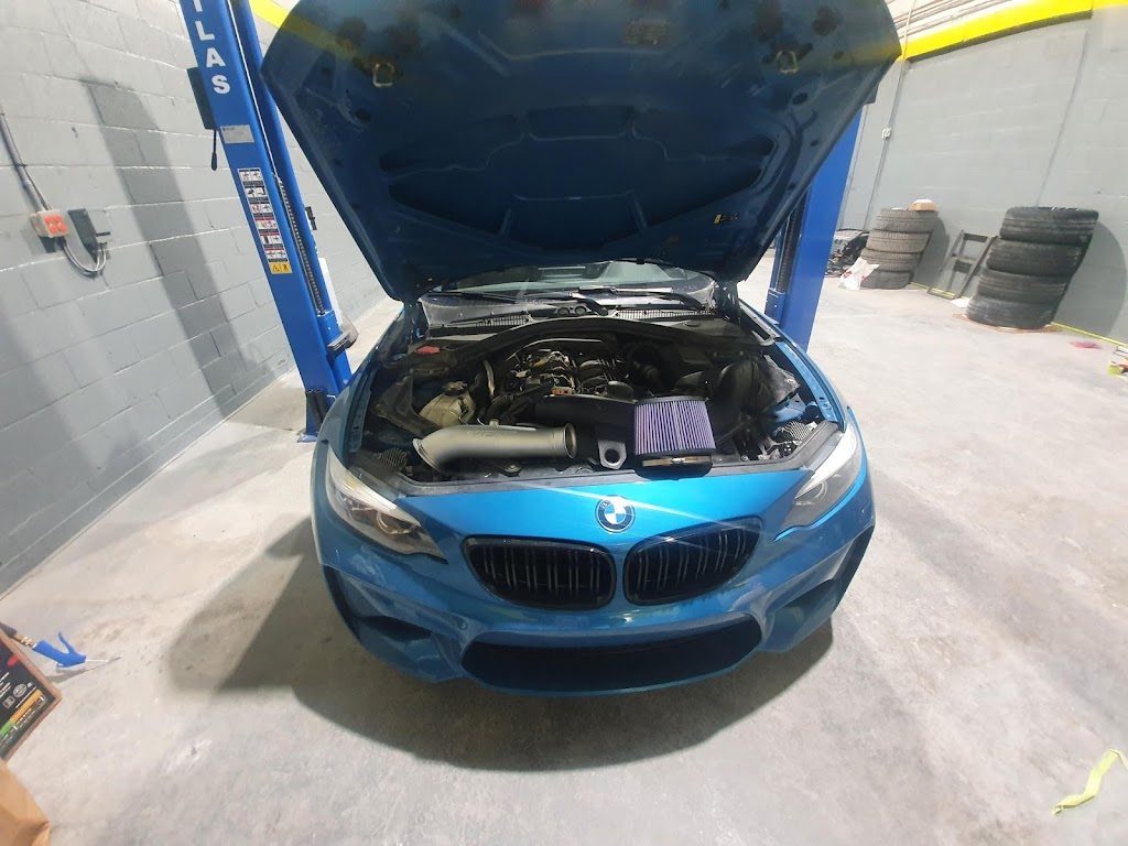 Az Motorsport | 9620 Rue Ignace local O, Brossard, QC J4Y 2R4, Canada | Phone: (581) 745-8680