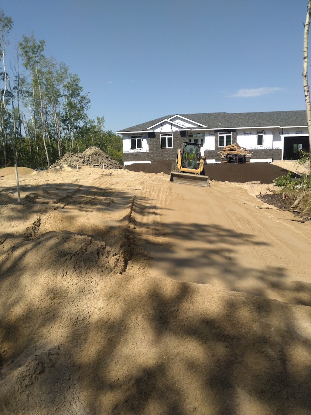 Townline Excavating Ltd. | 43093 HWY 302 Road 39N, La Broquerie, MB R0A 0W0, Canada | Phone: (204) 392-5893