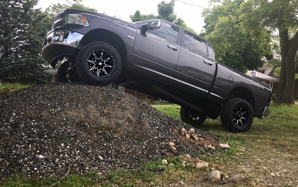 Clearshot Customs | 14 Reade St, Brantford, ON N3T 4P1, Canada | Phone: (519) 304-3413