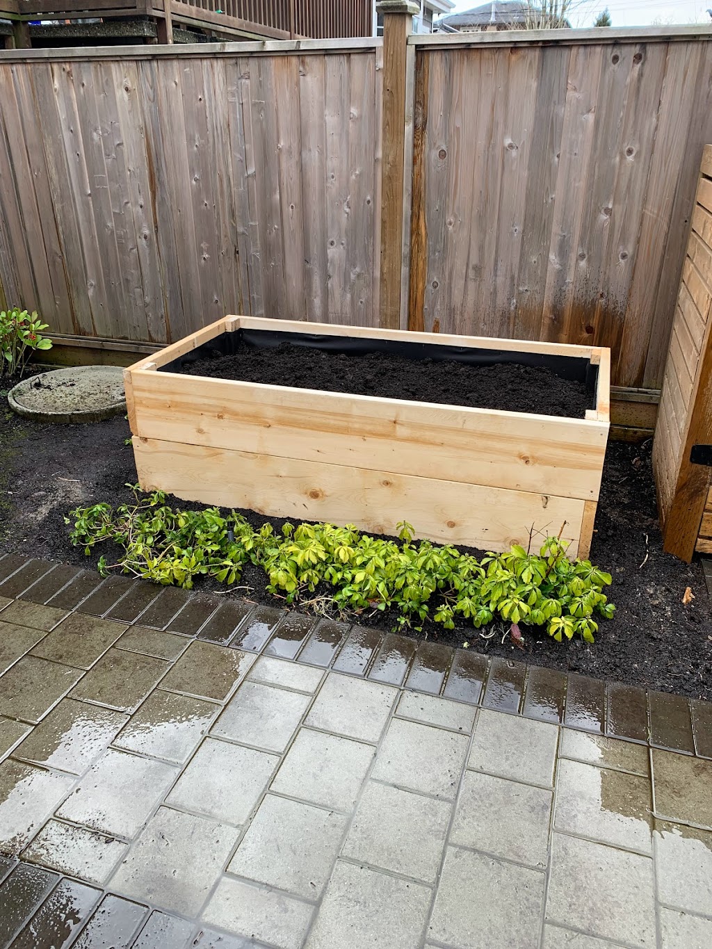 Vancouver GardenBox | 2684 E 24th Ave, Vancouver, BC V5R 1E2, Canada | Phone: (778) 928-0029