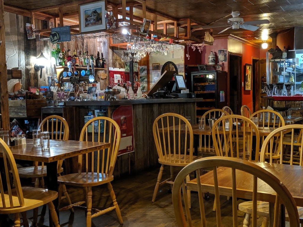 Grillade La Bohème | 955 Rue Richelieu, La Malbaie, QC G5A 2X8, Canada | Phone: (418) 202-0544