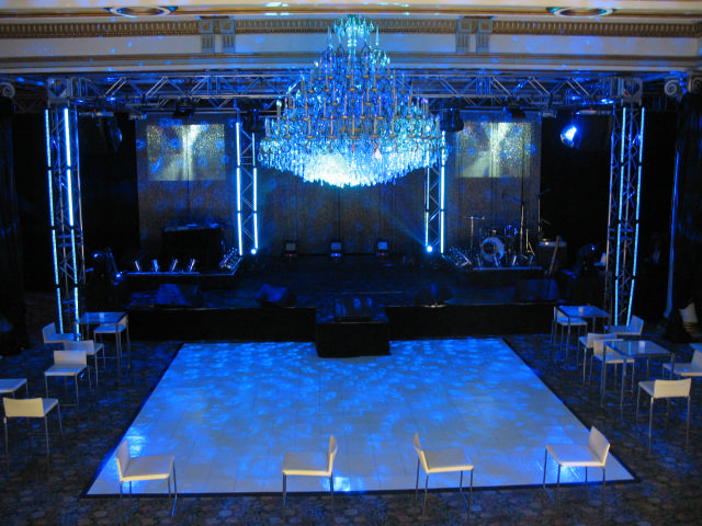 Ti Amo Entertainment Group | 9171 Boulevard Viau, Saint-Léonard, QC H1R 2V7, Canada | Phone: (514) 239-7117