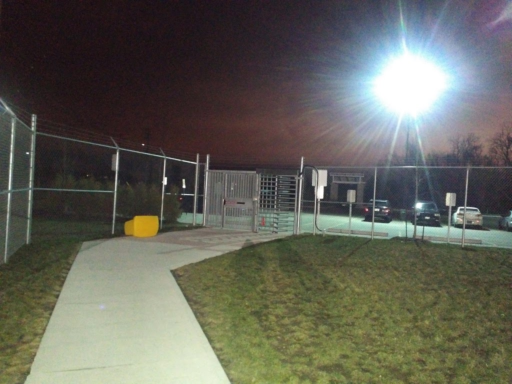FedEx Ground Terminal | 80 Goddard Cres, Cambridge, ON N3E 0A9, Canada | Phone: (800) 463-3339
