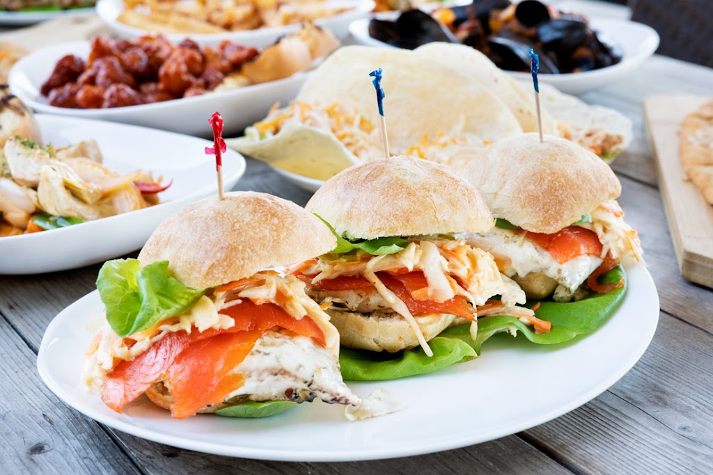 La Boca Felizz - Tapas & Grill (Applewood Meats and Grill ) | 1077 N Service Rd #11, Mississauga, ON L4Y 1A6, Canada | Phone: (905) 277-9752