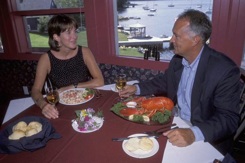 Dauphinee Inn | 167 Shore Club Rd, Hubbards, NS B0J 1T0, Canada | Phone: (902) 857-1790