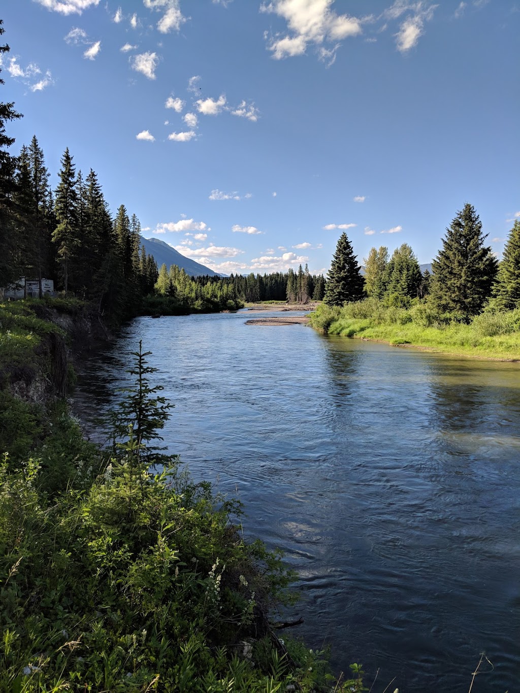 Elkford Municipal Campground | campground | 350 Elk Valley Hwy, Elkford, BC V0B 1H0, Canada | 2508654019 OR +1 250-865-4019