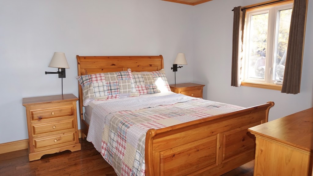 Snug Haven Resort | 10 Snug Haven Rd, Nobel, ON P0G 1G0, Canada | Phone: (705) 342-9096
