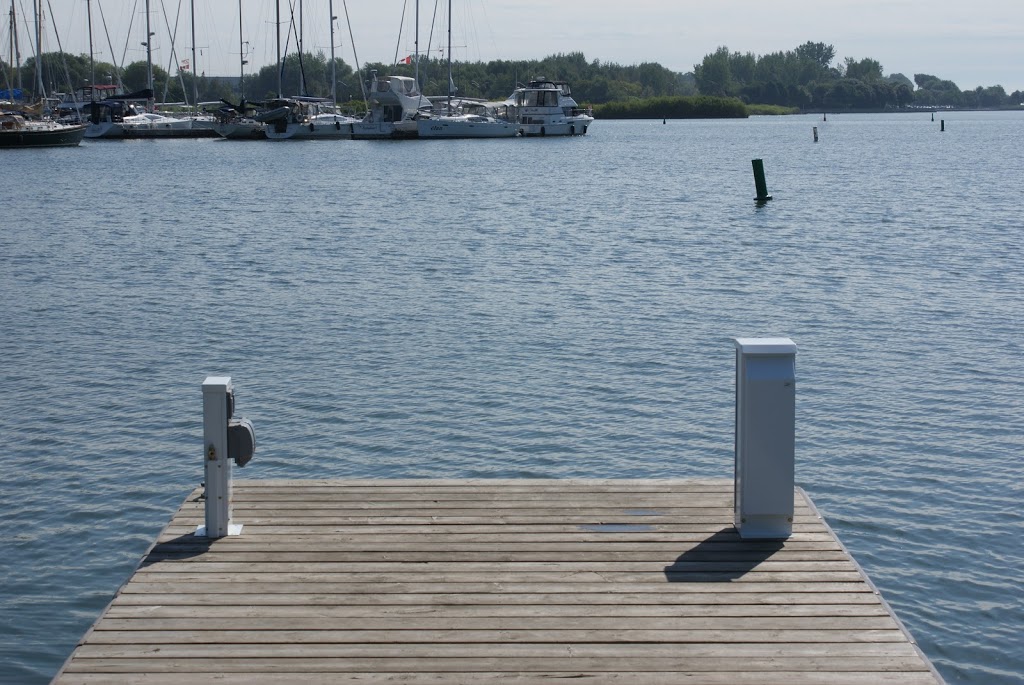 Vickery Electric Power Posts | 601 Victoria St E, Whitby, ON L1N 9Z6, Canada | Phone: (905) 260-3934