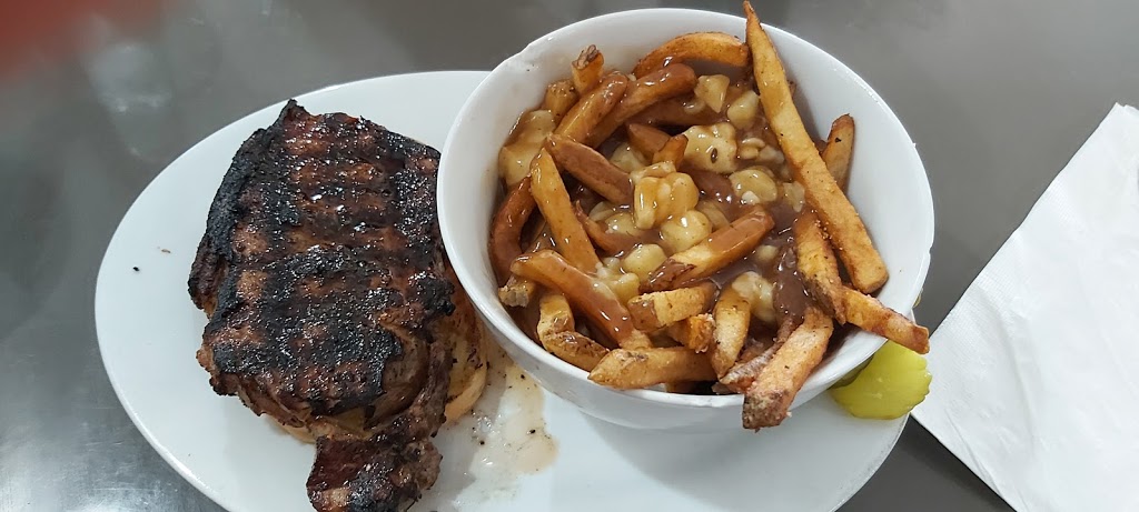 Twisted Pantry Bistro & Catering | 101 3 St SW, Sundre, AB T0M 1X0, Canada | Phone: (403) 638-2700