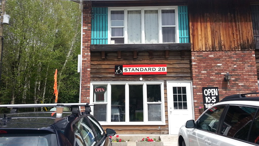 Apsley Inn & Restaurant | 10101 ON-28, Apsley, ON K0L 1A0, Canada | Phone: (705) 656-2338