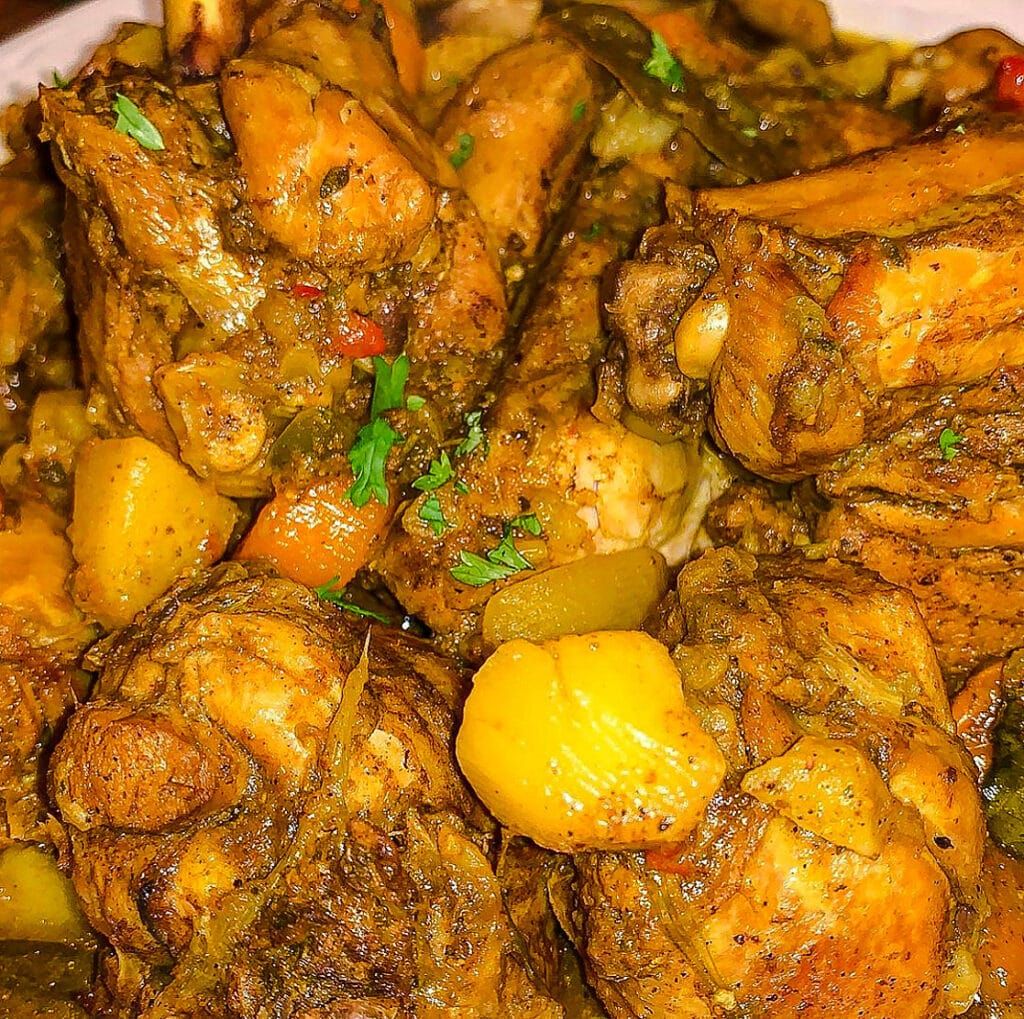 Sugar & Spice Cafe and Ice Cream Spot | 2240 Lake Shore Blvd W, Etobicoke, ON M8V 0B1, Canada | Phone: (416) 900-0213