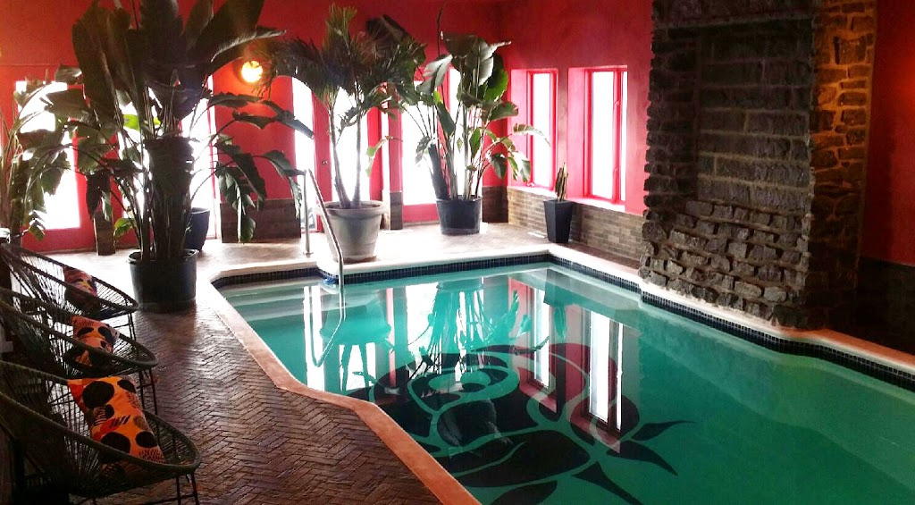 Rose & Chocolat | 1010 Rue Des Tournesol, Sainte-Adèle, QC J8B 1S3, Canada | Phone: (514) 797-9507