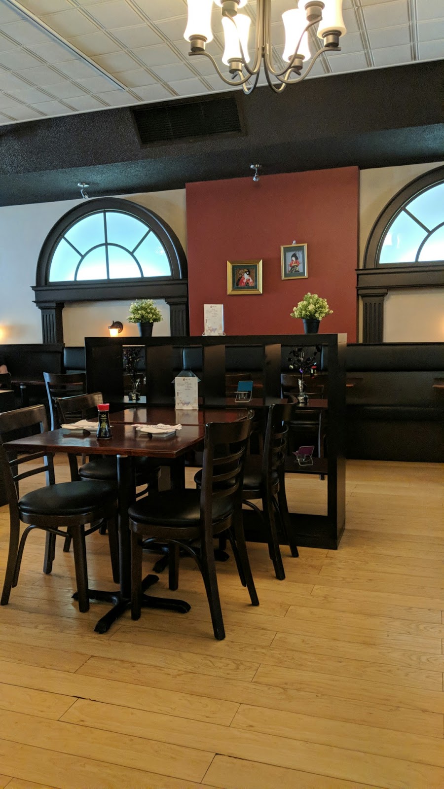 Asaka Sushi | 380 Lakeshore Rd E, Mississauga, ON L5G 1H5, Canada | Phone: (905) 278-0088