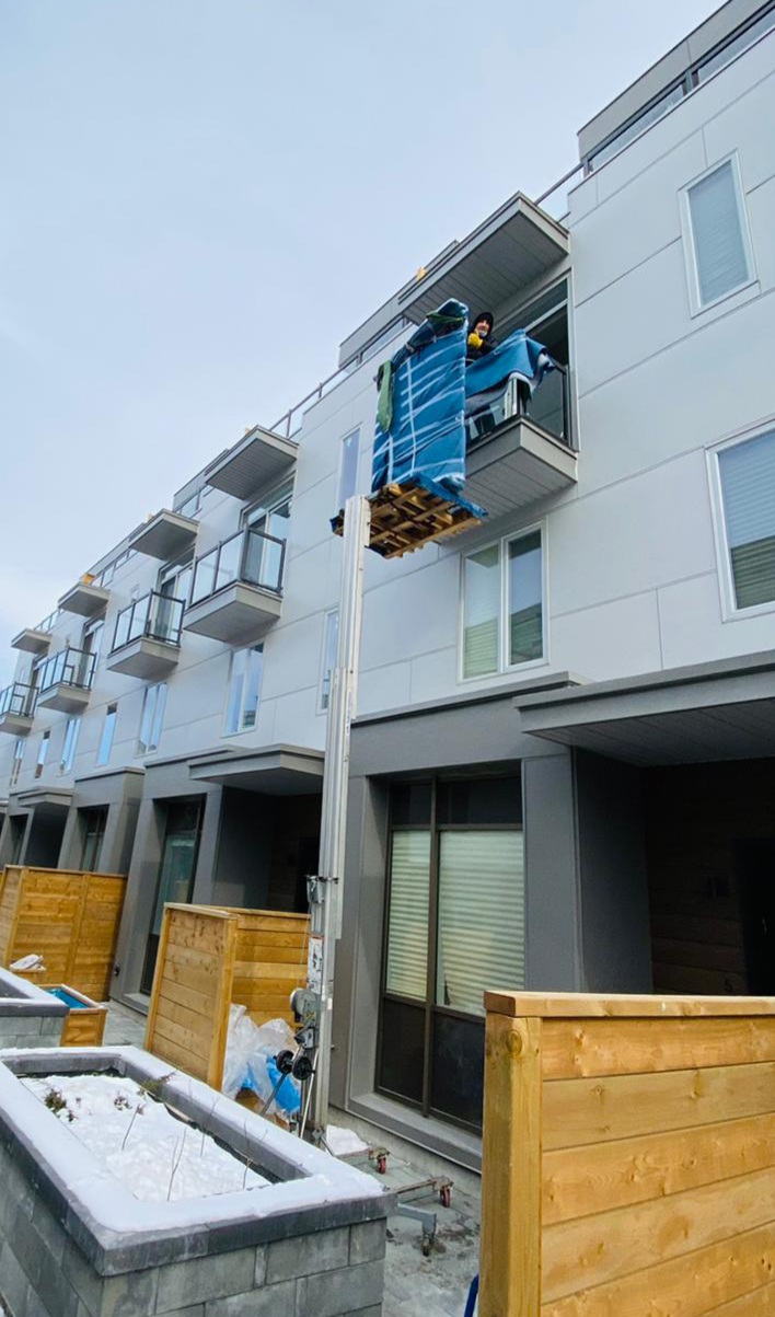 Simply Move | 130 Riverview Dr, Toronto, ON M4N 3C8, Canada | Phone: (647) 403-1605