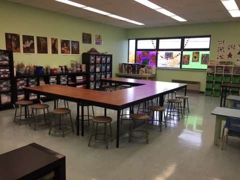 École Socrates-Démosthène Campus IV | 5220 Grande Allée, Saint-Hubert, QC J3Y 1A1, Canada | Phone: (450) 656-4832