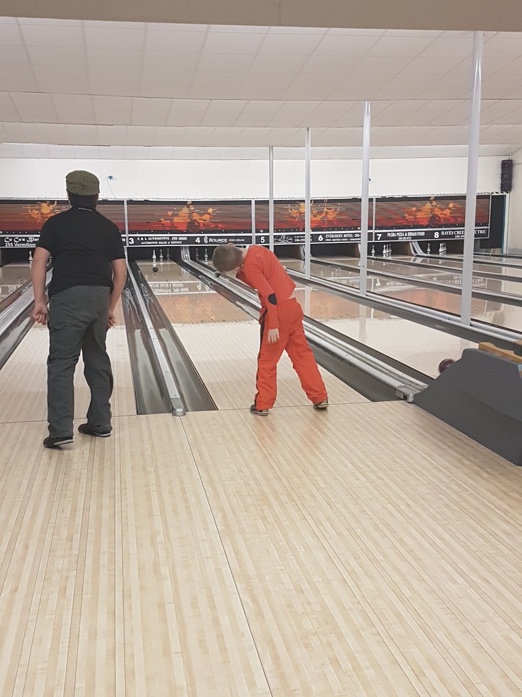 Copperhill Lanes & Lounge Ltd | 404 Lapworth St, Princeton, BC V0X 1W0, Canada | Phone: (250) 295-6500
