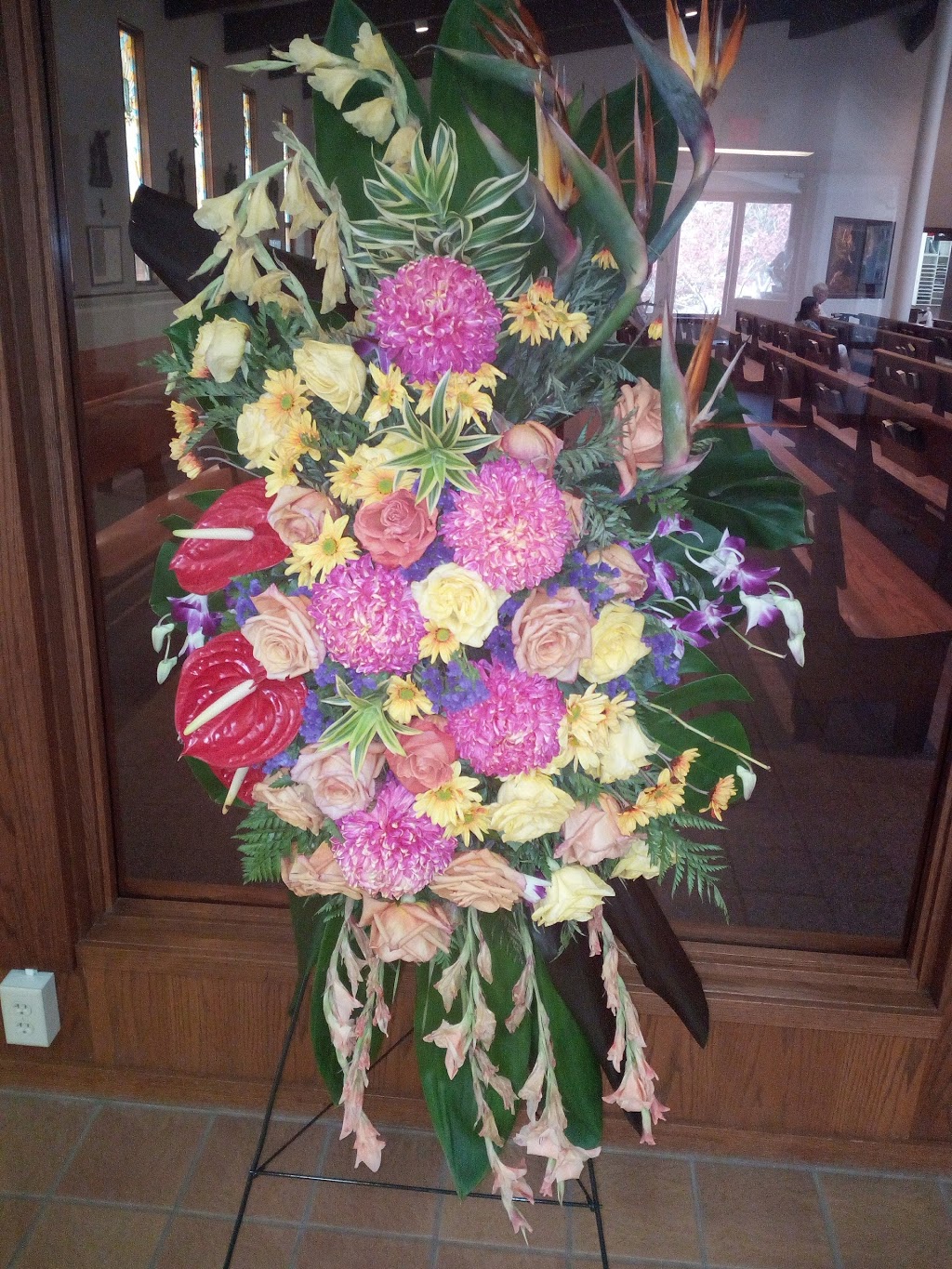 Regina Mundi Catholic Church | 631 Mohawk Rd W, Hamilton, ON L9C 1X7, Canada | Phone: (905) 385-3297
