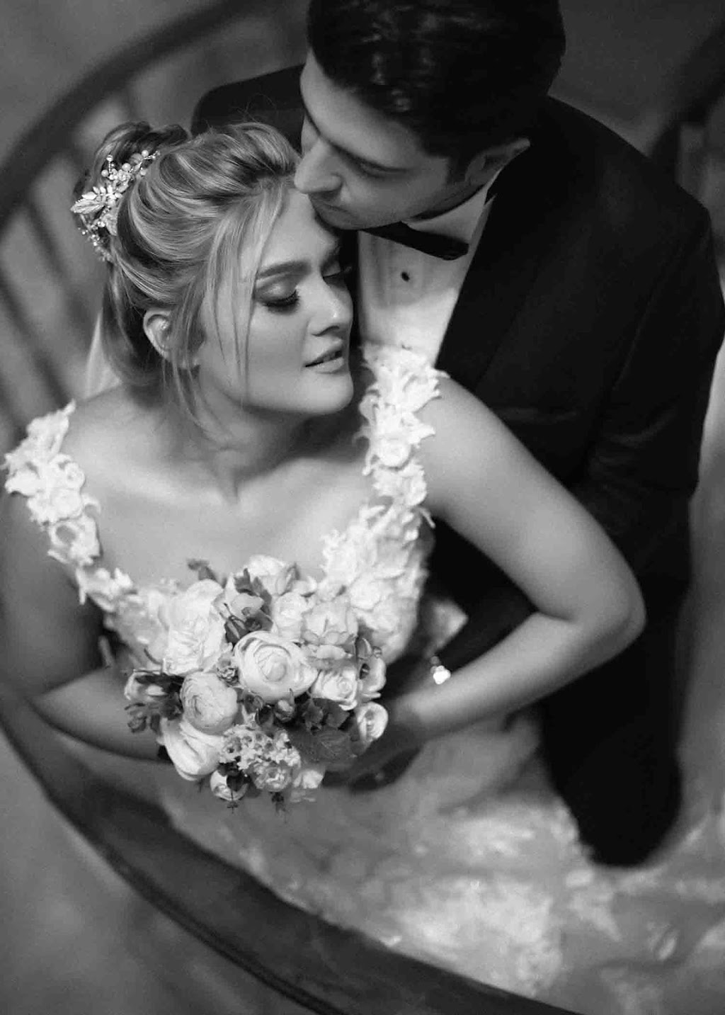 Canadian Wedding Photography | 35 Humheller Rd, Etobicoke, ON M9W 5K2, Canada | Phone: (647) 224-4959