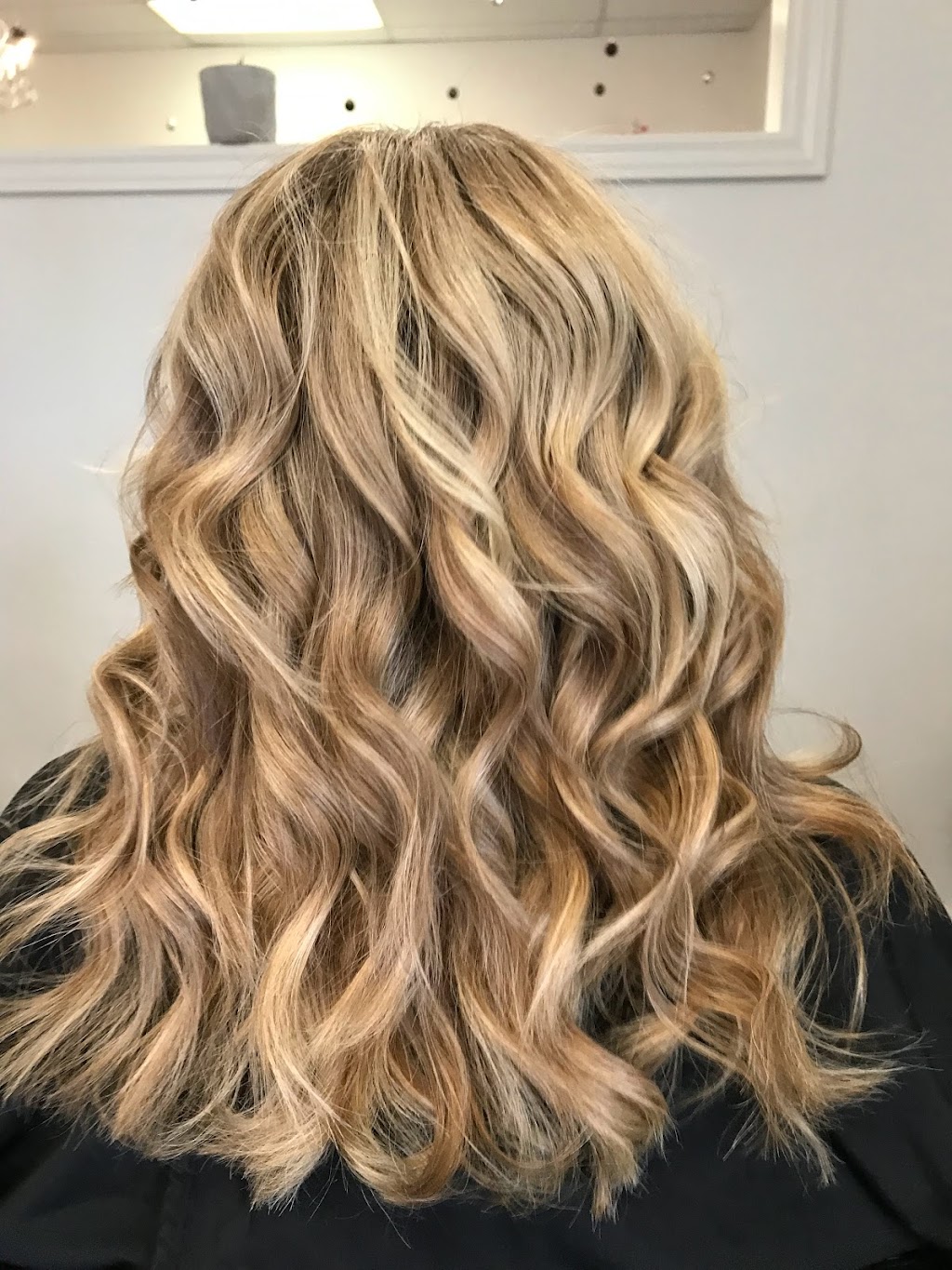 Belinu Salon | 2-5104 48 St, Innisfail, AB T4G 1T2, Canada | Phone: (403) 227-1188