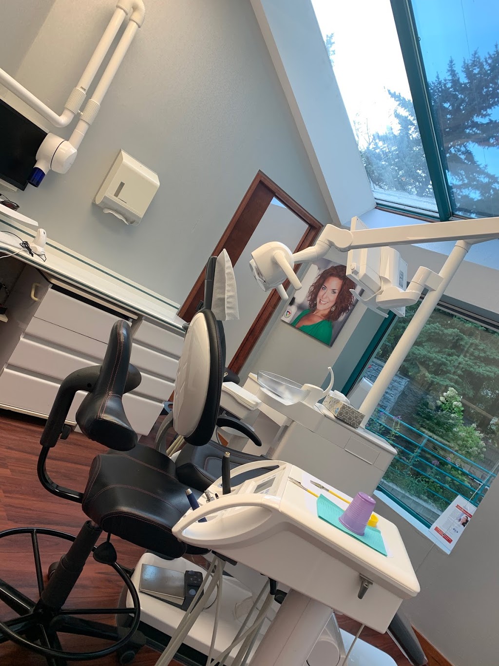 Vitality Dentistry Dr. Raj Singh & Dr. Rosie Leigh (Implants, Co | 4792 Hwy 7, Unionville, ON L3R 1M8, Canada | Phone: (905) 479-7777