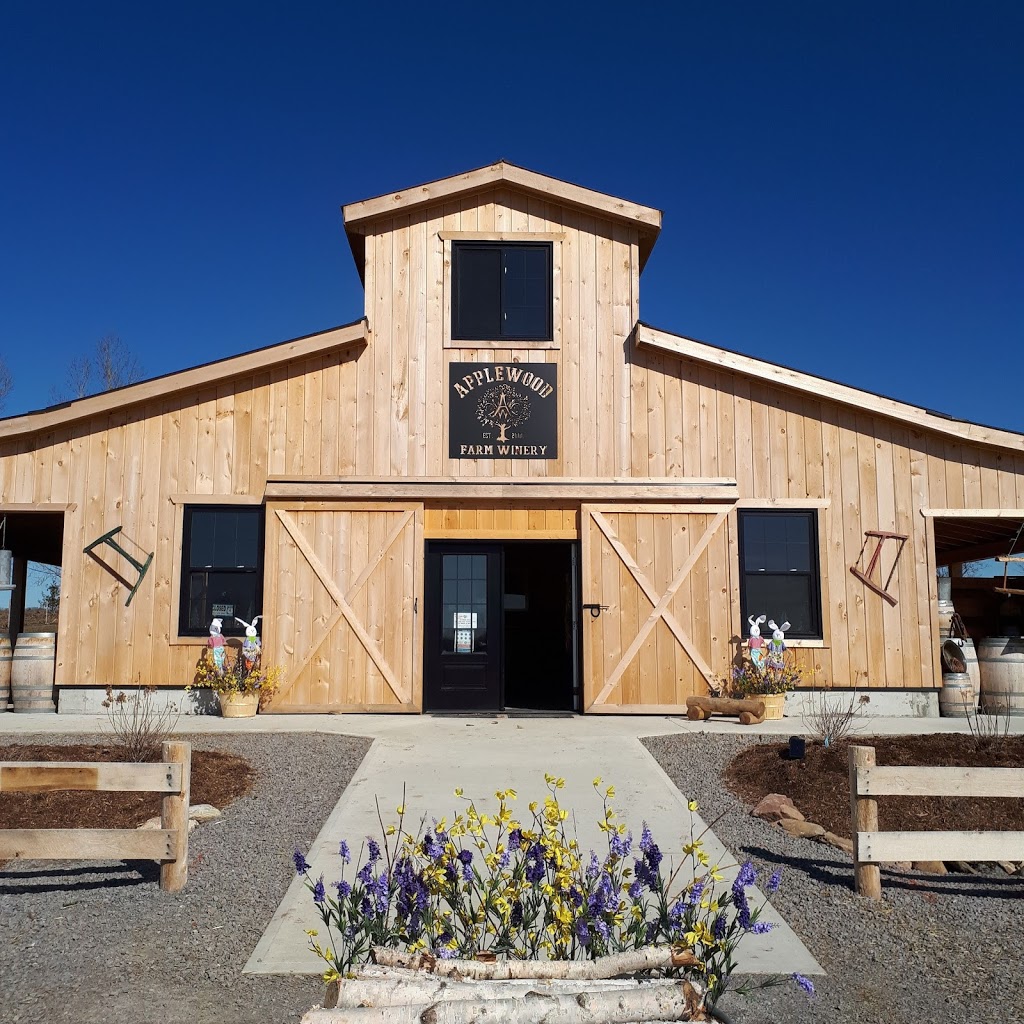 Applewood Farm & Winery- North of Port | 2055 Saintfield Rd, Sunderland, ON L0C 1H0, Canada | Phone: (905) 642-4720