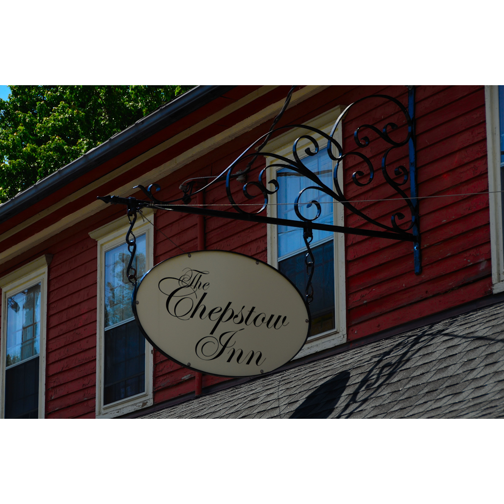 The Chepstow Inn | 2 Concession Road 6, Chepstow, ON N0G 1K0, Canada, Chepstow, ON N0G 1K0, Canada | Phone: (519) 366-2626