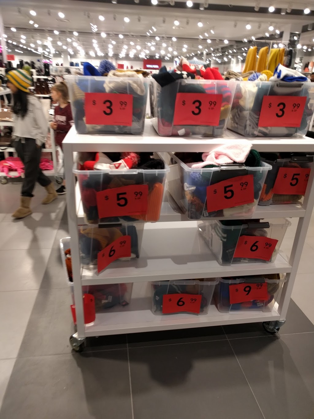 Forever 21 | Anchor M, 5000 Canoe Pass Way, Tsawwassen, BC V4M 0B3, Canada | Phone: (604) 948-2513