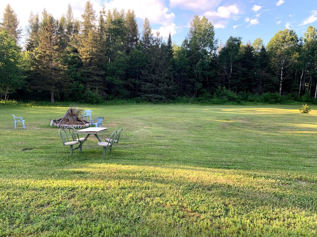 Alta Vista Motel | 381 Hwy 17 West, McKerrow, ON P0P 1M0, Canada | Phone: (705) 869-2520