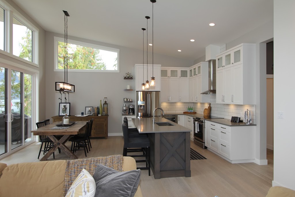 Copper Island Fine Homes Inc | 2479 Marine Pl, Blind Bay, BC V0E 1H1, Canada | Phone: (250) 675-3701