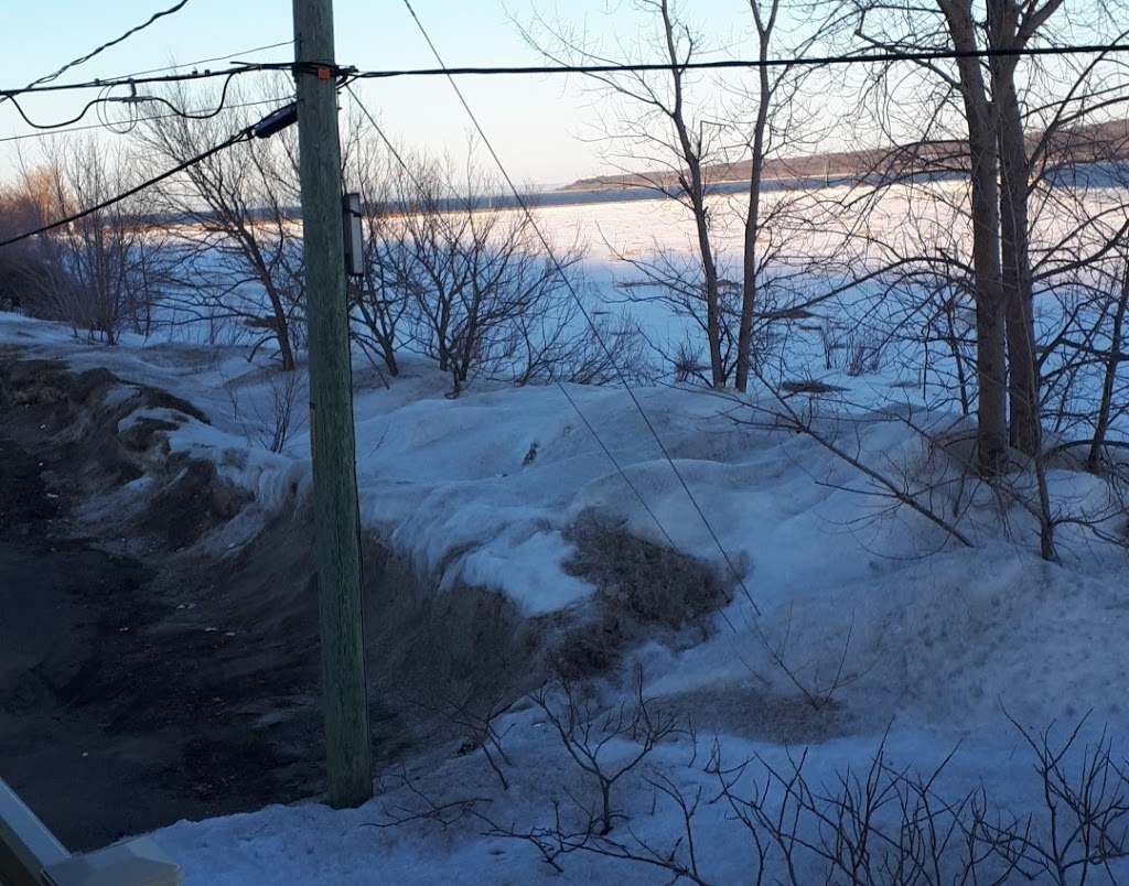Motel Bellevue | 9732 Boulevard Sainte-Anne, Sainte-Anne-de-Beaupré, QC G0A 3C0, Canada | Phone: (418) 827-3200
