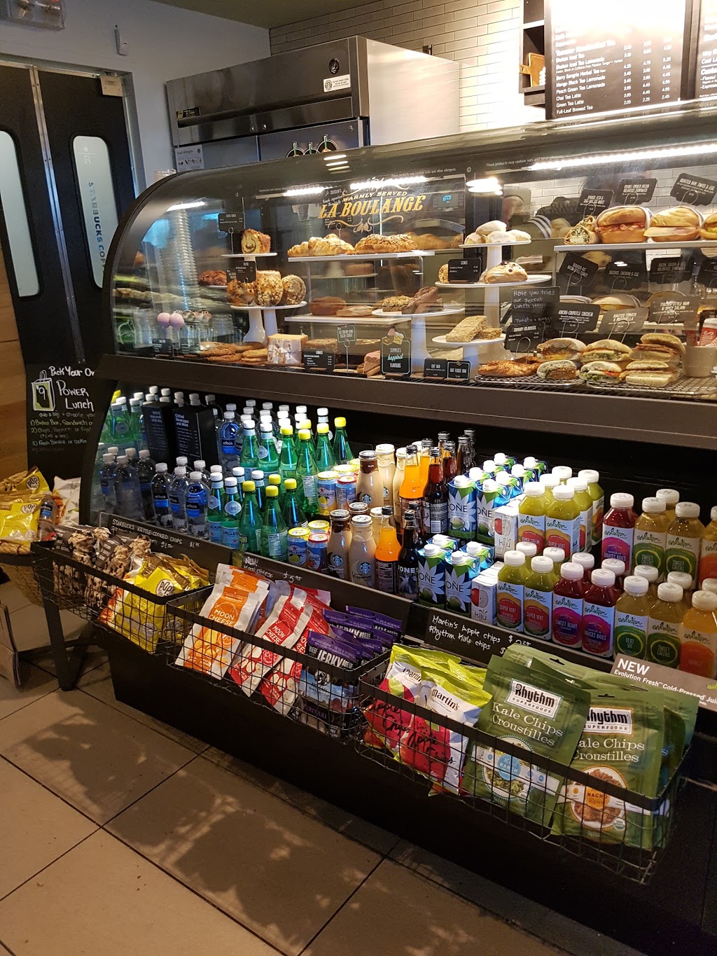 Starbucks | 8750 Bayview Ave #1, Richmond Hill, ON L4B 4V9, Canada | Phone: (905) 881-9594