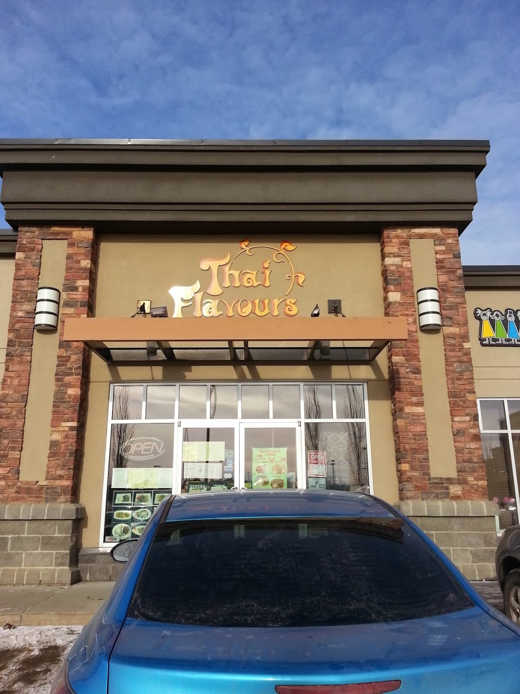 Thai Flavours | 2570 Guardian Rd NW, Edmonton, AB T5T 1K8, Canada | Phone: (780) 484-7911