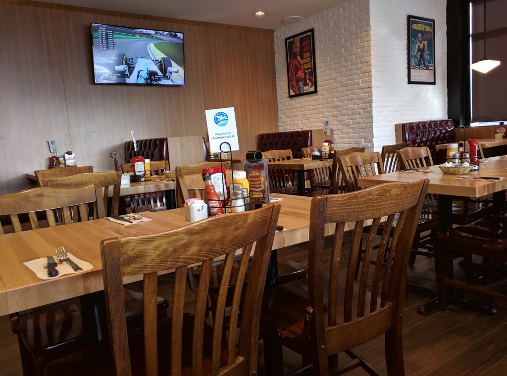 Nickels Deli Restaurants | 1991 Boulevard Marcel-Laurin, Saint-Laurent, QC H4R 1K4, Canada | Phone: (514) 332-3328