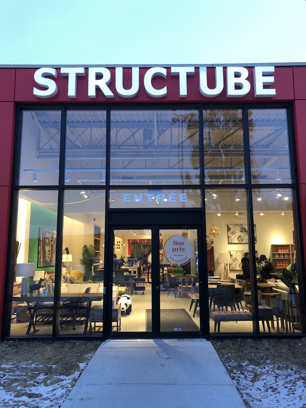 Structube | Boul Angrignon, Montréal, QC H8N 3A4, Canada | Phone: (514) 364-6147