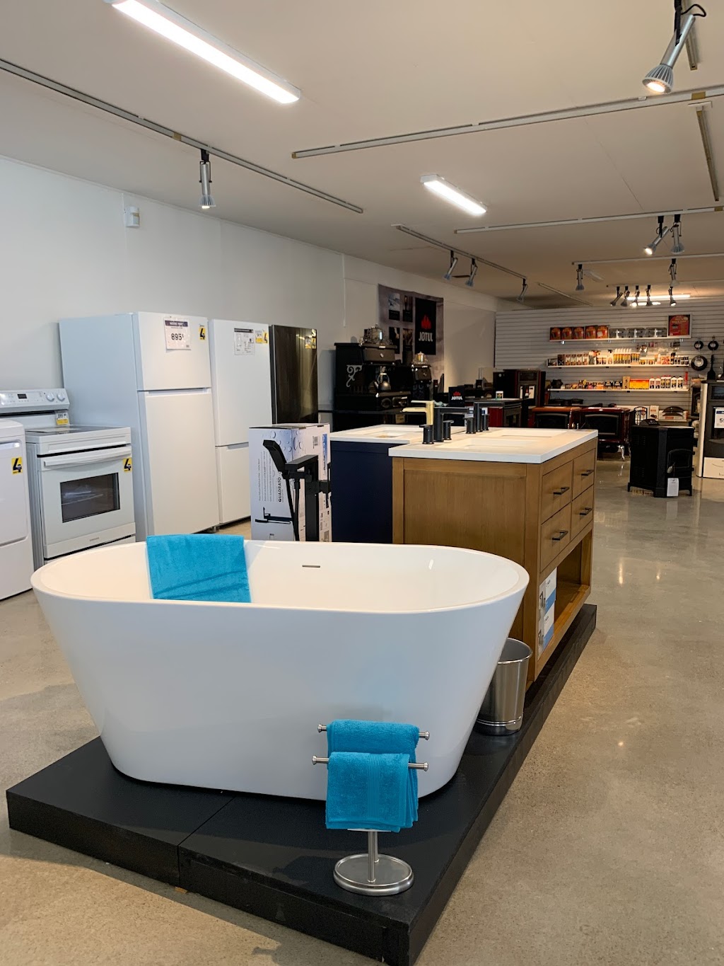 RONA Deslongchamps Électroménagers | 1721 Rue LAnnonciation S, Rivière-Rouge, QC J0T 1T0, Canada | Phone: (819) 275-2694