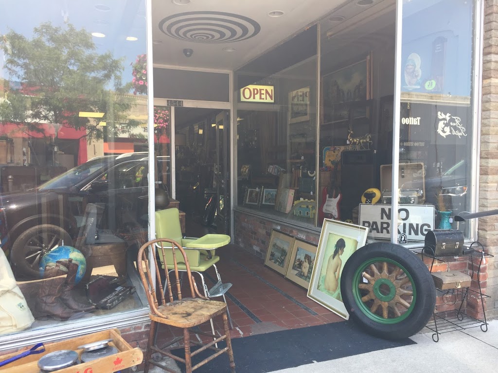 The White Whale | 4544 Queen St, Niagara Falls, ON L2E 6X5, Canada | Phone: (905) 321-1788