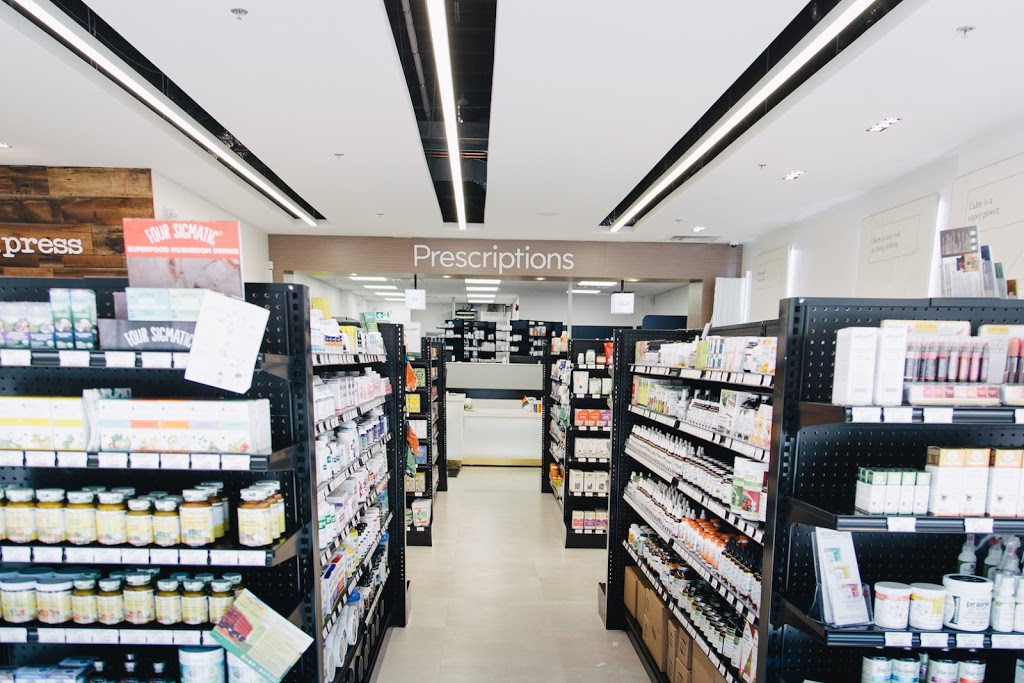 Well + Good Pharmacy | 557 Church St, Toronto, ON M4Y 2E2, Canada | Phone: (416) 532-5007