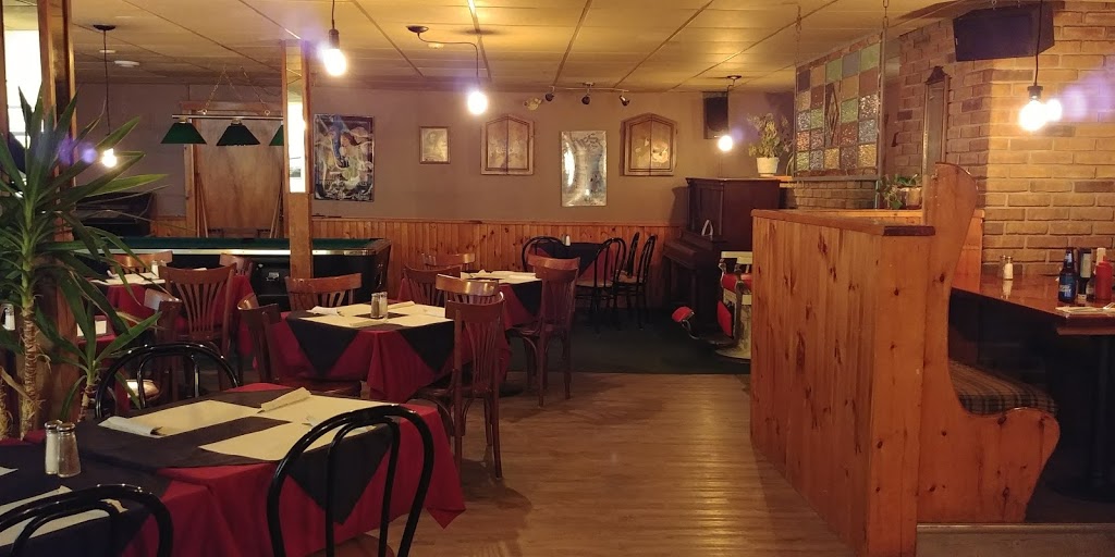 Beacon Restaurant | 146 45th St N, Wasaga Beach, ON L9Z 1Z2, Canada | Phone: (705) 429-4433