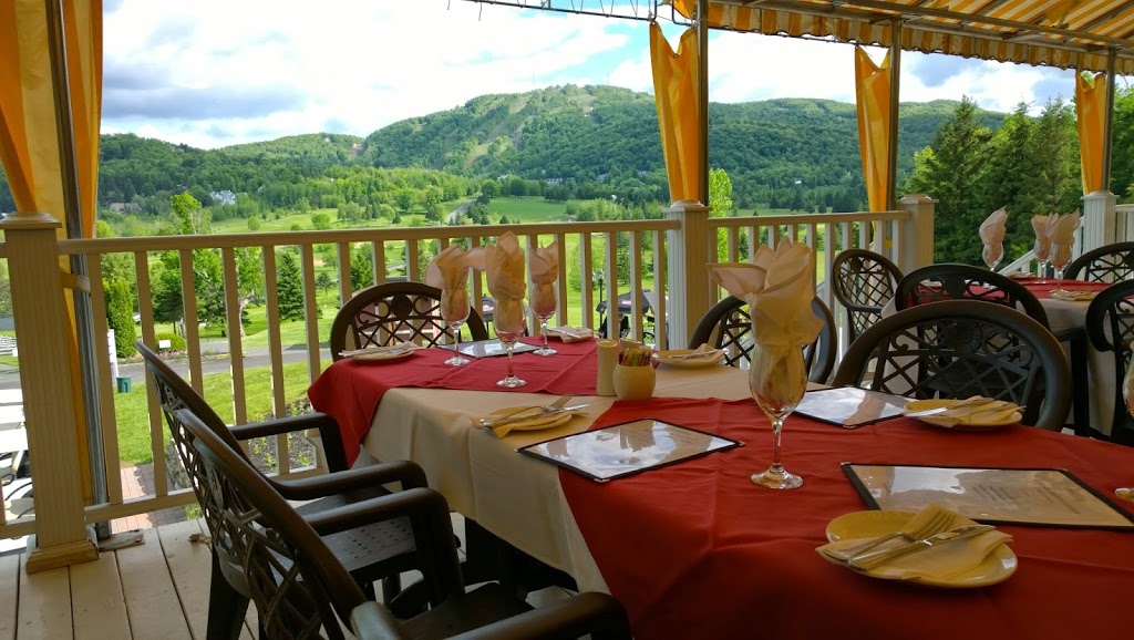 Domaine Château-Bromont | 90 Rue de Stanstead, Bromont, QC J2L 1K6, Canada | Phone: (450) 534-3433