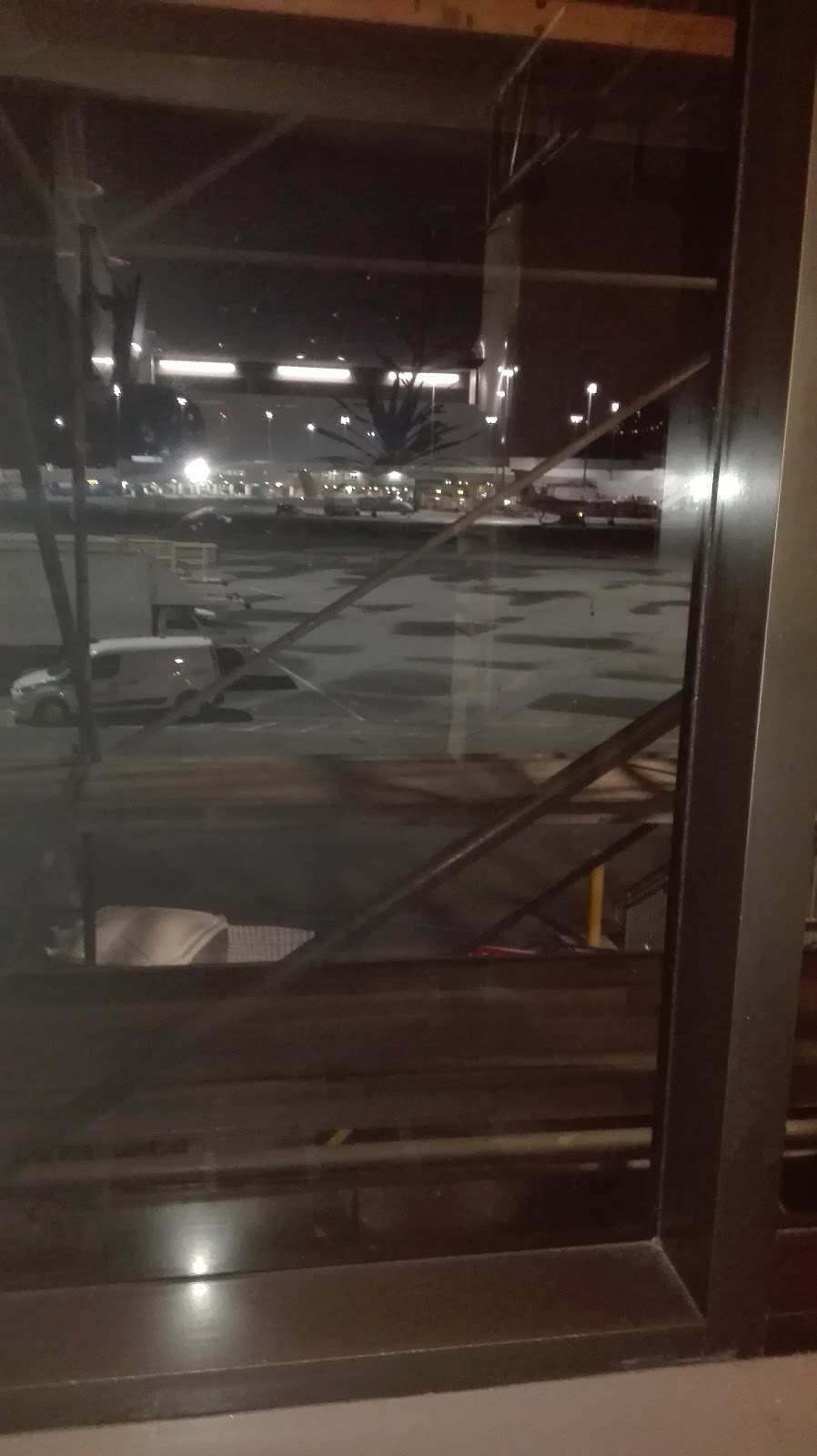 Java U cafe | Fairmont vancouver airport, Richmond, BC V7B 0A4, Canada