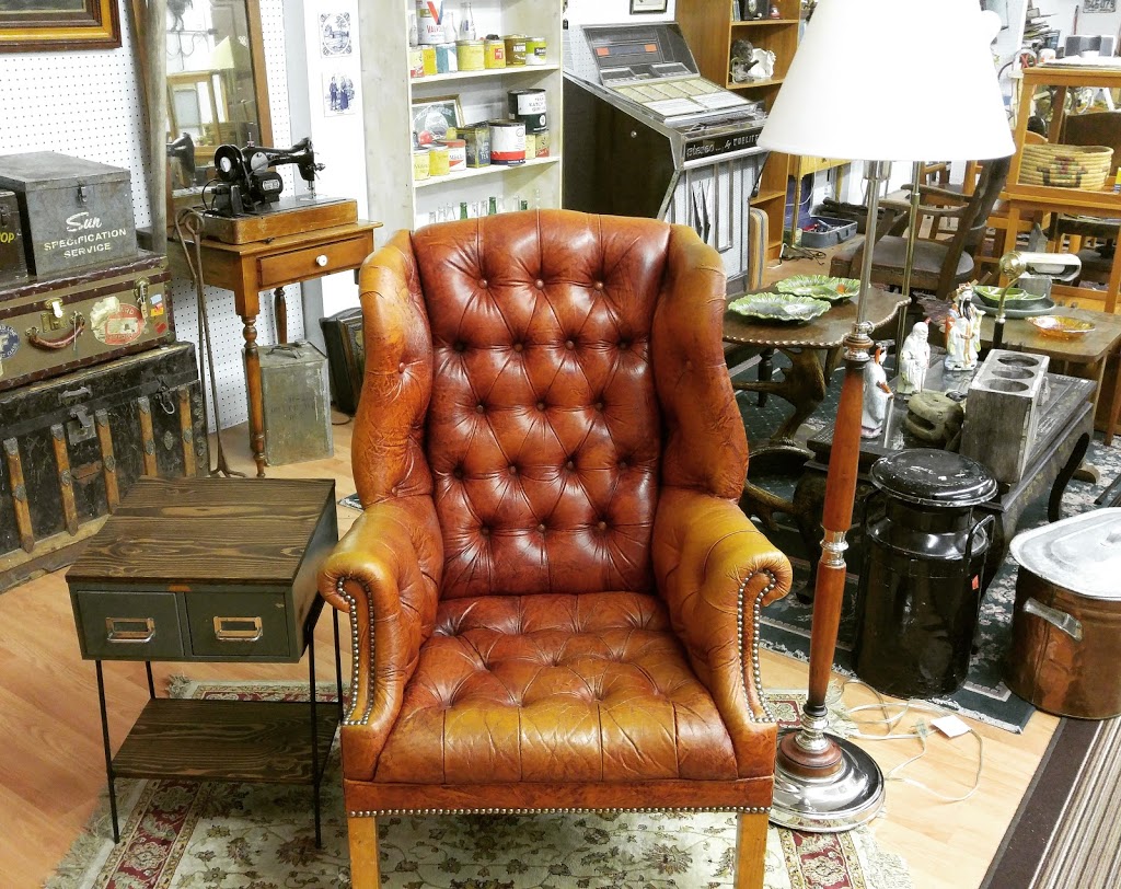 Retro Thrift | 2474 Main St, West Kelowna, BC V4T 1Z1, Canada | Phone: (250) 808-9339