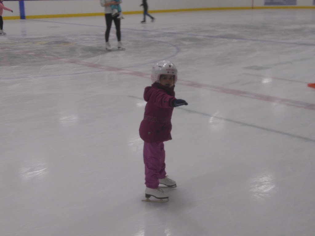 Arena Madeleine Auclair | 451 Rue Saint-André S, Farnham, QC J2N 2B8, Canada | Phone: (450) 293-3326 ext. 305