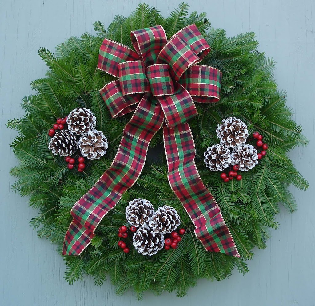 Vermont Designer Wreaths | 39 Hitchcock Dr, Newport, VT 05855, USA | Phone: (802) 673-6794