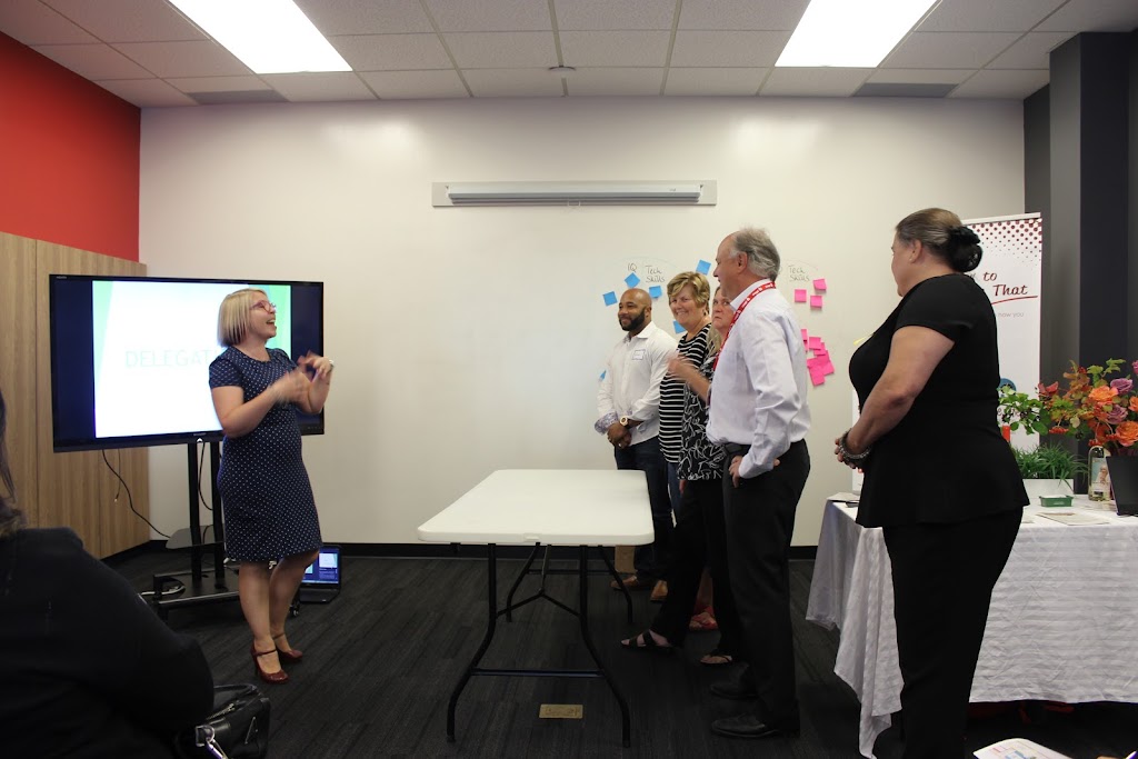 Ella Bates - Corporate Training | 332 Viewmount St, Oshawa, ON L1H 7C3, Canada | Phone: (905) 914-0029