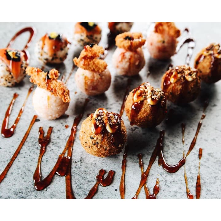 Sushi Shop | 990 Boulevard du Lac, Québec, QC G2M 0C9, Canada | Phone: (418) 849-9020